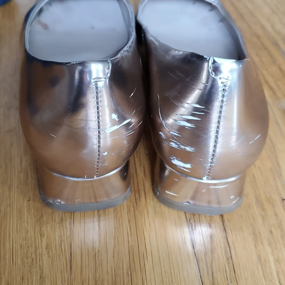 Tory Burch metallic gold Gigi leather flats 6.5